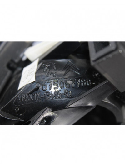 Recambio de piloto trasero izquierdo interior para citroën c5 hdi160 seduct 2.0 referencia OEM IAM 9675067780