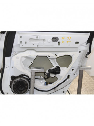 Puerta trasera derecha CITROËN C5 HDI160 SEDUCT 2.0 2014