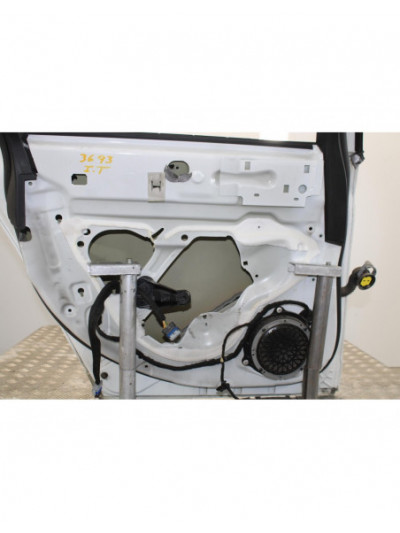 Puerta trasera izquierda CITROËN C5 HDI160 SEDUCT 2.0 2014