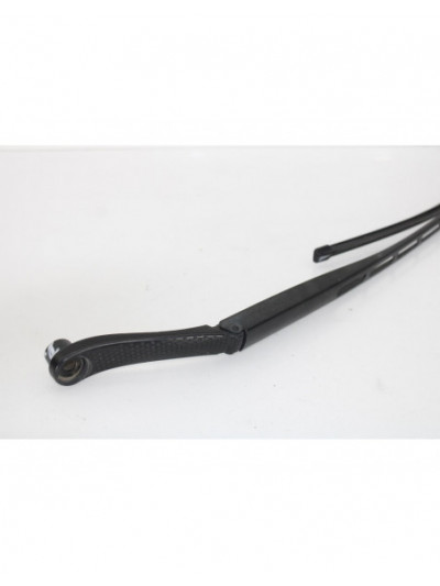 Recambio de brazo limpia delantero derecho para citroën c5 hdi160 seduct 2.0 referencia OEM IAM 3693D.D.