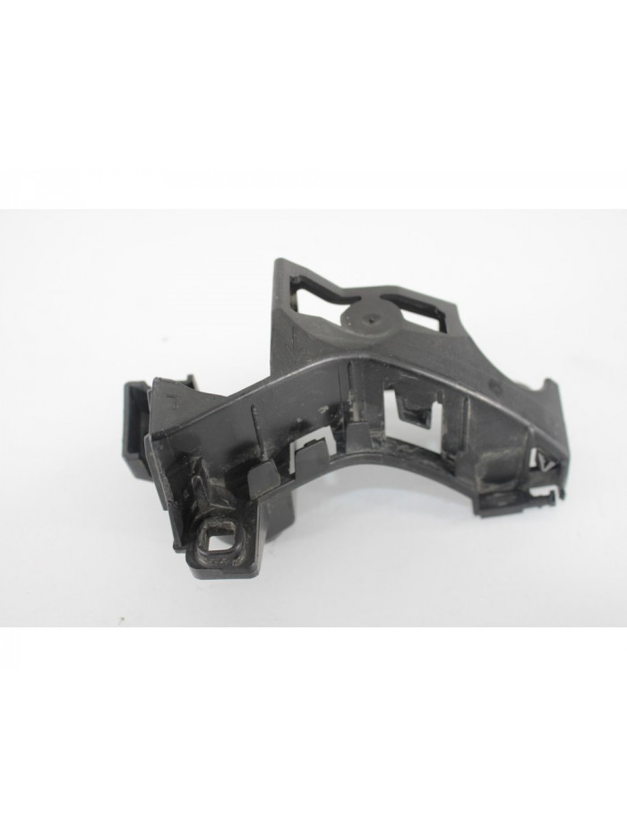 Recambio de sujecion izquierda paragolpes para citroën c5 hdi160 seduct 2.0 referencia OEM IAM 9681049780