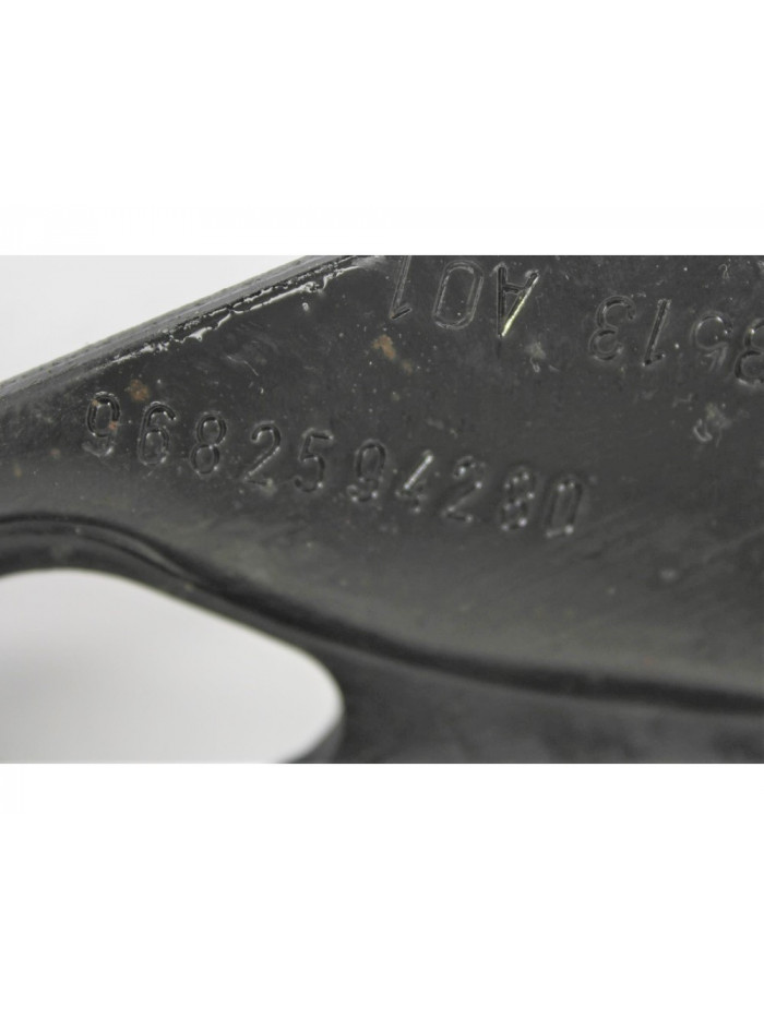 Recambio de brazo suspension superior delantero derecho para citroën c5 hdi160 seduct 2.0 referencia OEM IAM 9682594280