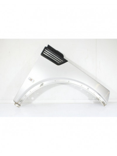 Recambio de aleta delantera derecha para dodge nitro 2.8 crd referencia OEM IAM