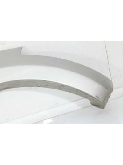 Recambio de aletin trasero izquierdo para dodge nitro 2.8 crd referencia OEM IAM 5KH39TRMAC