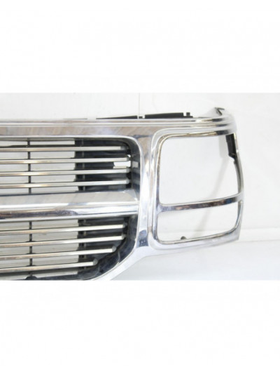Recambio de rejilla delantera para dodge nitro 2.8 crd referencia OEM IAM 5KH12TRMAE