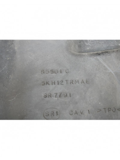 Recambio de rejilla delantera para dodge nitro 2.8 crd referencia OEM IAM 5KH12TRMAE