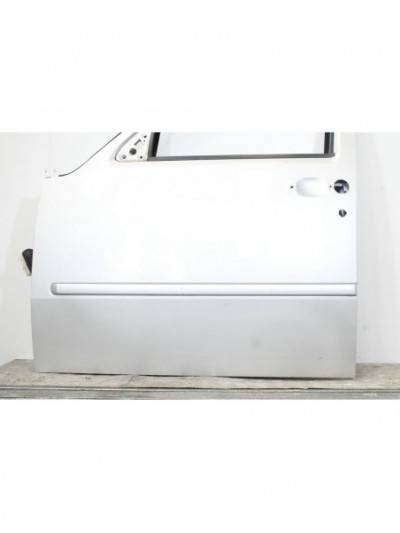 Puerta delantera izquierda DODGE NITRO 2.8 CRD 2008