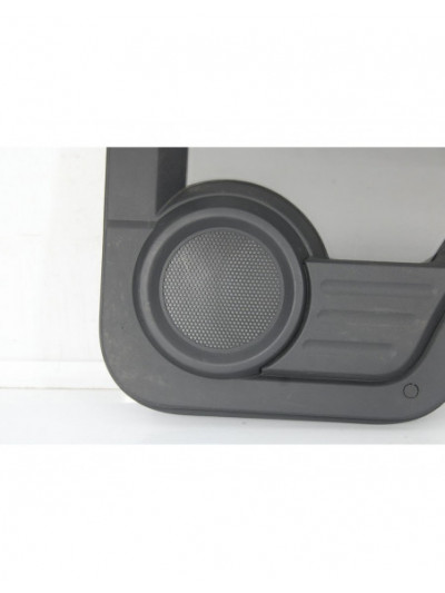 Recambio de guarnecido puerta trasera derecha para dodge nitro 2.8 crd referencia OEM IAM 5841970