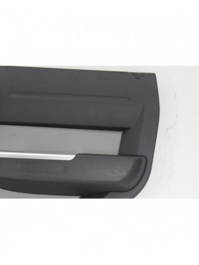 Recambio de guarnecido puerta trasera derecha para dodge nitro 2.8 crd referencia OEM IAM 5841970