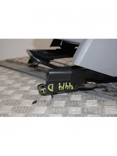 Asiento delantero izquierdo DODGE CALIBER S 2006