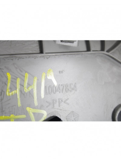 Guarnecido puerta trasera derecha DODGE CALIBER S 2006