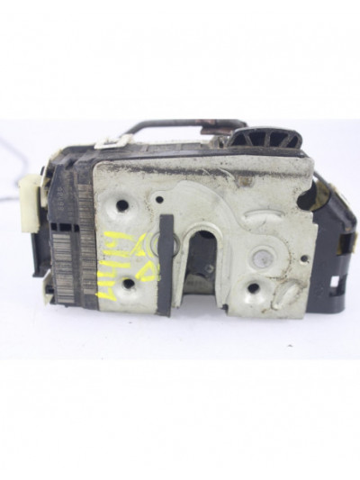 Cerradura puerta delantera derecha DODGE CALIBER S 2006