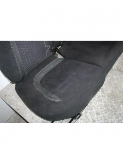 Recambio de asientos traseros para fiat punto (199_) 1.4 (199axb1a, 199bxb1a, 199bxb11, 199axb11) referencia OEM IAM