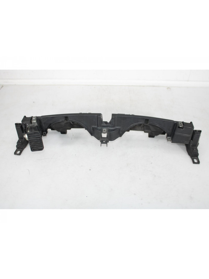 Recambio de travesaño superior para fiat punto (199_) 1.4 (199axb1a, 199bxb1a, 199bxb11, 199axb11) referencia OEM IAM 51885642