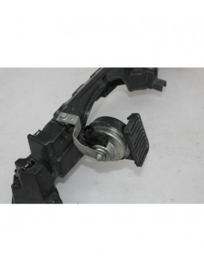 Recambio de travesaño superior para fiat punto (199_) 1.4 (199axb1a, 199bxb1a, 199bxb11, 199axb11) referencia OEM IAM 51885642