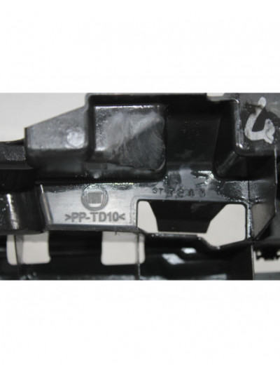 Recambio de travesaño superior para fiat punto (199_) 1.4 (199axb1a, 199bxb1a, 199bxb11, 199axb11) referencia OEM IAM 51885642