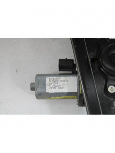 Elevalunas delantero derecho FIAT PUNTO 1.4 2014
