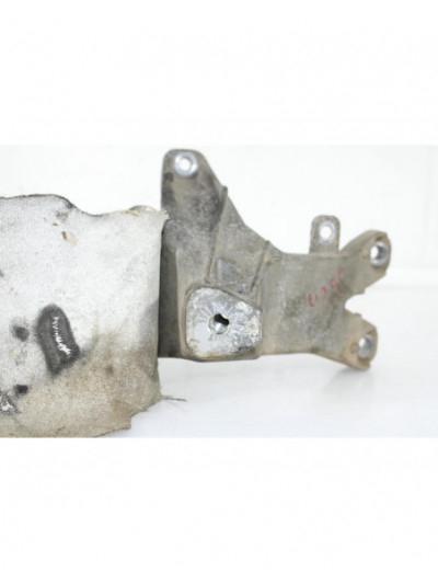Soporte motor AUDI Q5 2.0 TDI quattro 170CV 125KW 2010