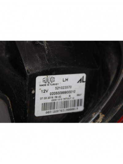 Recambio de piloto trasero izquierdo para fiat panda van iii referencia OEM IAM 521023570