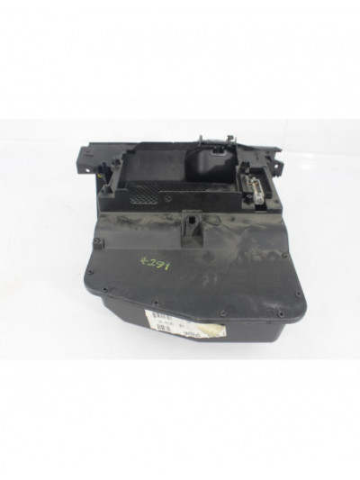Guantera FIAT BRAVO 1.9 Active Multijet 2010