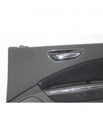 Guarnecido puerta delantera derecha FIAT BRAVO 1.9 Active Multijet 2010