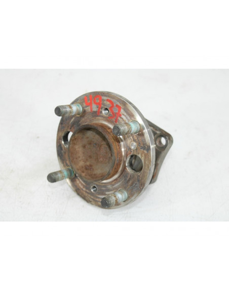 Recambio de buje para ford fiesta vi (cb1, ccn) 1.5 tdci referencia OEM IAM