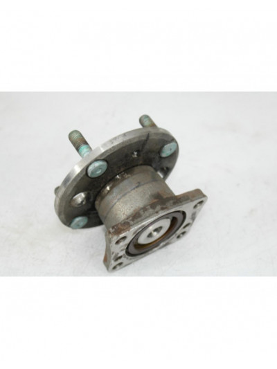 Recambio de buje para ford fiesta vi (cb1, ccn) 1.5 tdci referencia OEM IAM