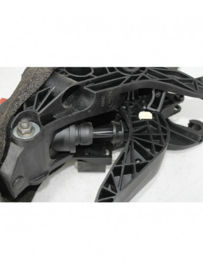 Pedal embrague FORD FIESTA VI 1.5 TDCi 2014