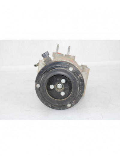 Compresor aire acondicionado FORD FIESTA VI 1.5 TDCi 2014