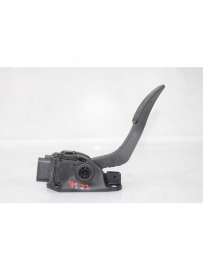 Recambio de pedal acelerador para ford fiesta vi (cb1, ccn) 1.5 tdci referencia OEM IAM 8V219F836AB
