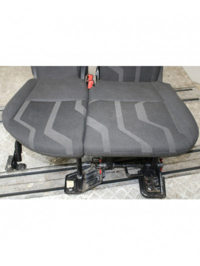 Recambio de asientos trasero izquierdo para ford transit connect v408 furgoneta/monovolumen 1.6 tdci referencia OEM IAM