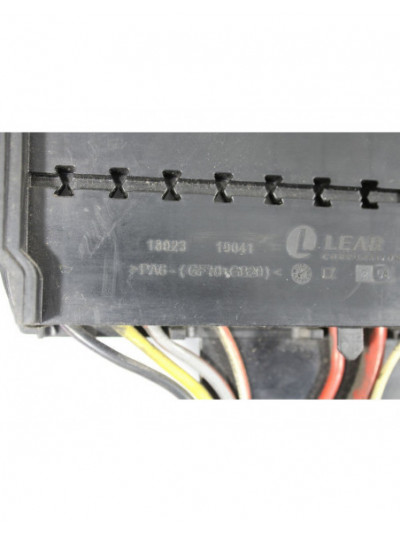 Recambio de caja reles / fusibles para ford transit connect v408 furgoneta/monovolumen 1.6 tdci referencia OEM IAM AV6T14A067B