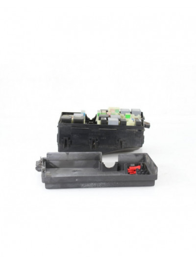 Recambio de caja reles / fusibles para ford transit connect v408 furgoneta/monovolumen 1.6 tdci referencia OEM IAM AV6T14A076AB