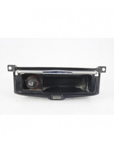 Cenicero FORD MONDEO SPORTBREAK Ambiente 2010