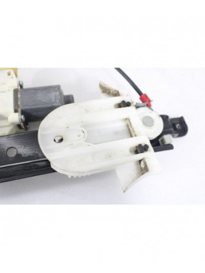 Elevalunas trasero derecho FORD MONDEO SPORTBREAK Ambiente 2010