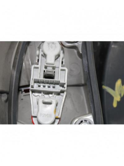 Piloto trasero derecho FORD MONDEO SPORTBREAK Ambiente 2010