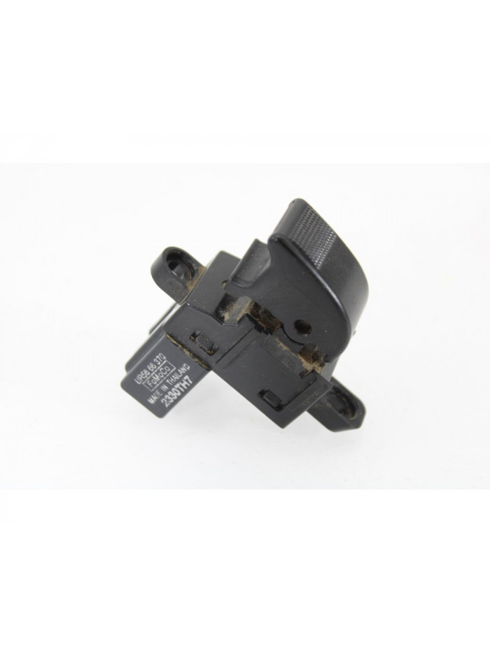 Recambio de mando elevalunas delantero derecho para ford ranger (et) xl cabina simple 4x4 referencia OEM IAM UR5666370