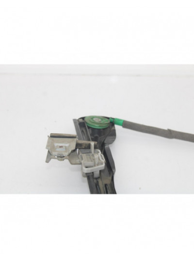 Elevalunas delantero derecho FORD FOCUS BERLINA Ambiente 2002
