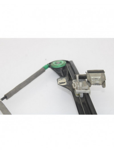 Elevalunas delantero derecho FORD FOCUS BERLINA Ambiente 2002