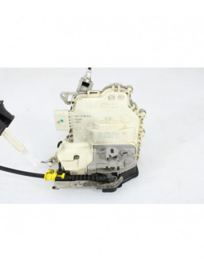 Cerradura puerta trasera izquierda AUDI Q5 2.0 TDI quattro 2010