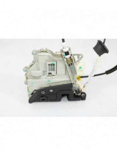 Cerradura puerta trasera izquierda AUDI Q5 2.0 TDI quattro 2010