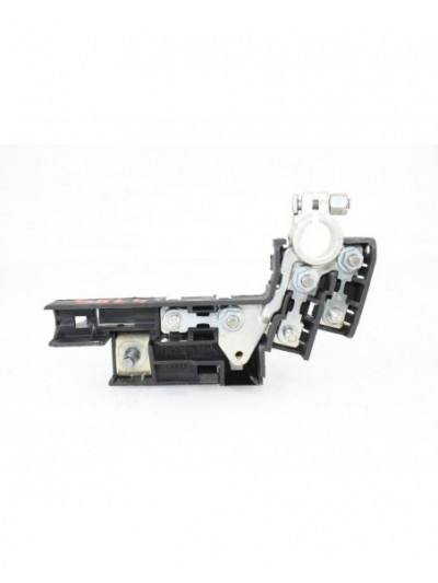 Borne positivo bateria AUDI Q5 2.0 TDI quattro 2010