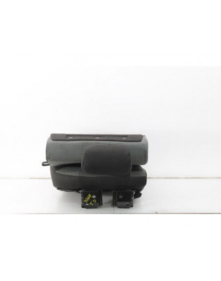 Recambio de asiento trasero derecho para ford ecosport titanium referencia OEM IAM T.D.