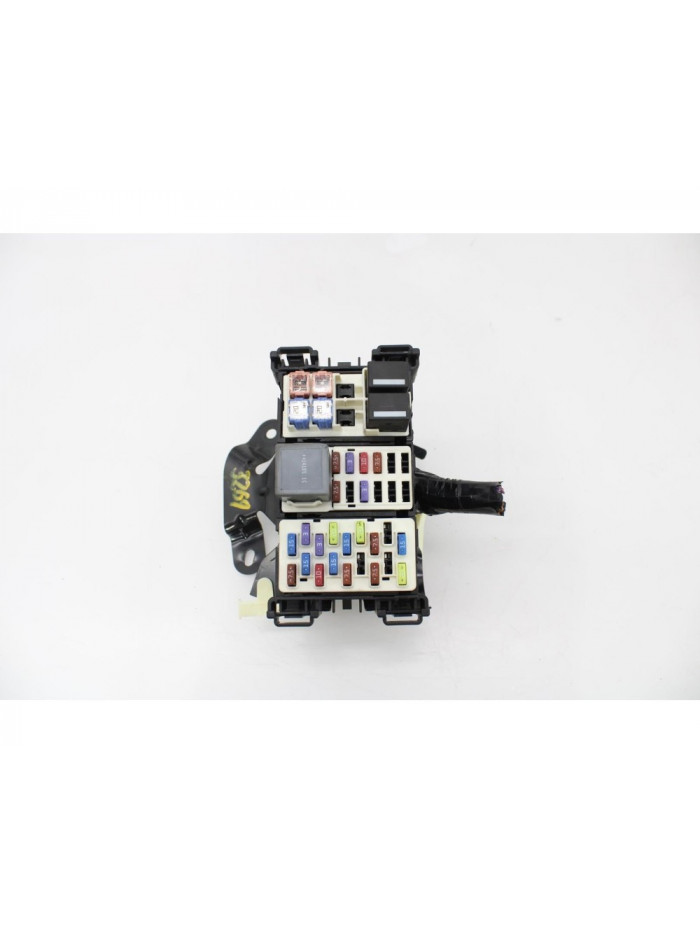 Recambio de caja reles / fusibles para ford ecosport titanium referencia OEM IAM