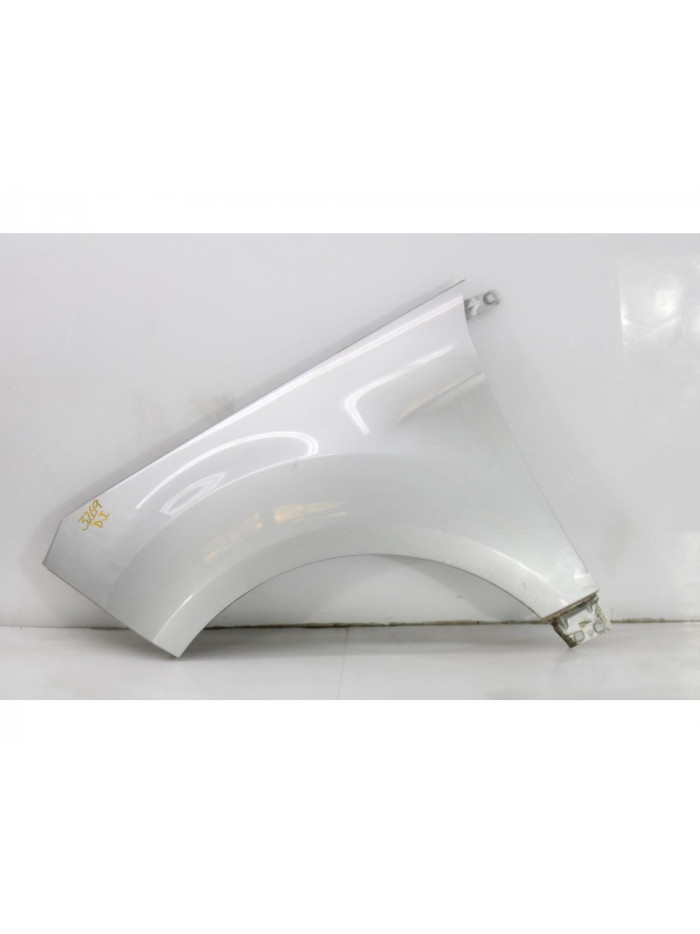 Recambio de aleta delantera izquierda para ford ecosport titanium referencia OEM IAM D.I.