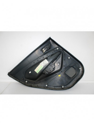 Guarnecido puerta trasera derecha FORD FIESTA Ambiente 2008