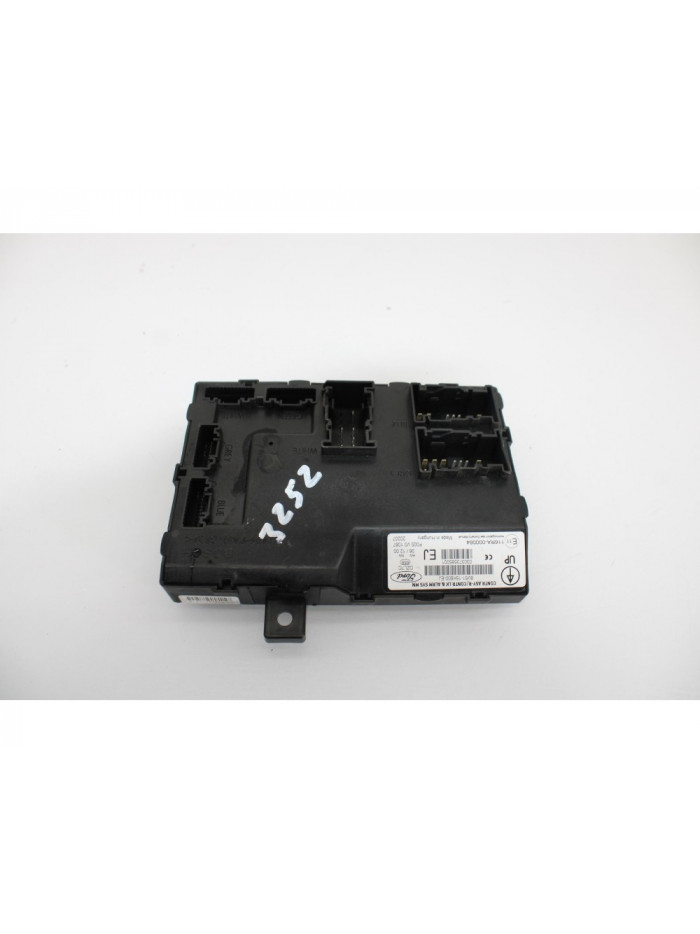 Caja reles / fusibles FORD FIESTA Ambiente 2008