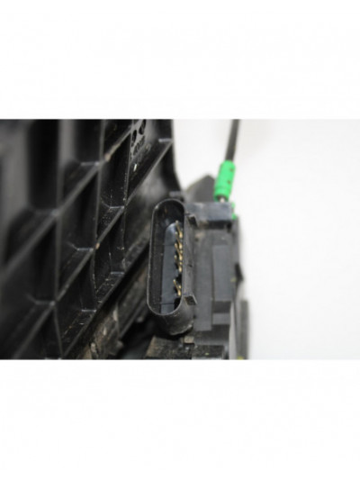 Cerradura puerta trasera derecha FORD FIESTA Ambiente 2008