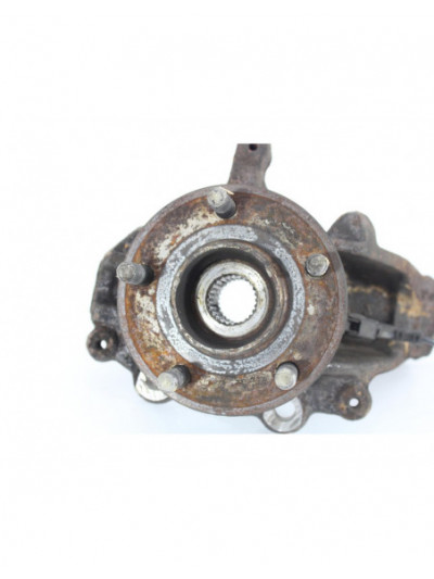 Recambio de mangueta delantera derecha para ford grand c-max trend referencia OEM IAM AV613K170