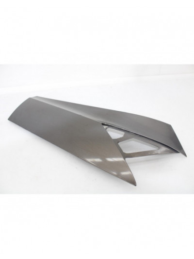 Recambio de aletin trasero izquierdo para ford grand c-max trend referencia OEM IAM AM51U9613A